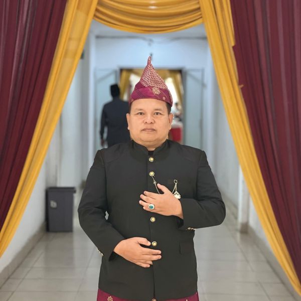 Dr. Guntur Putrajaya, S.Sos, MM